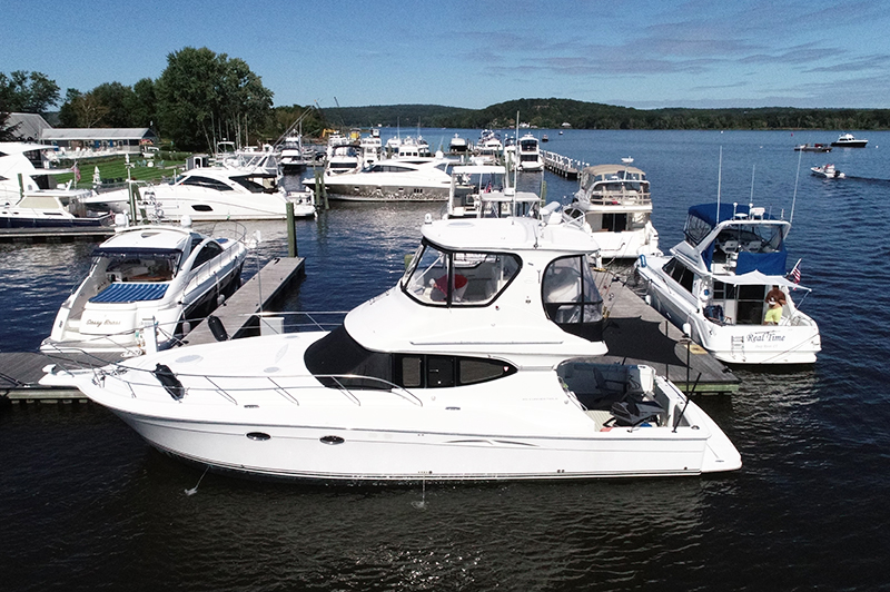 A white luxury yacht